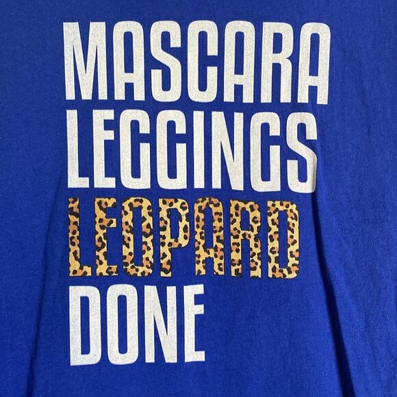 Graphic Tee - Mascara Leggings Leopard - Medium - Picture 2 of 4